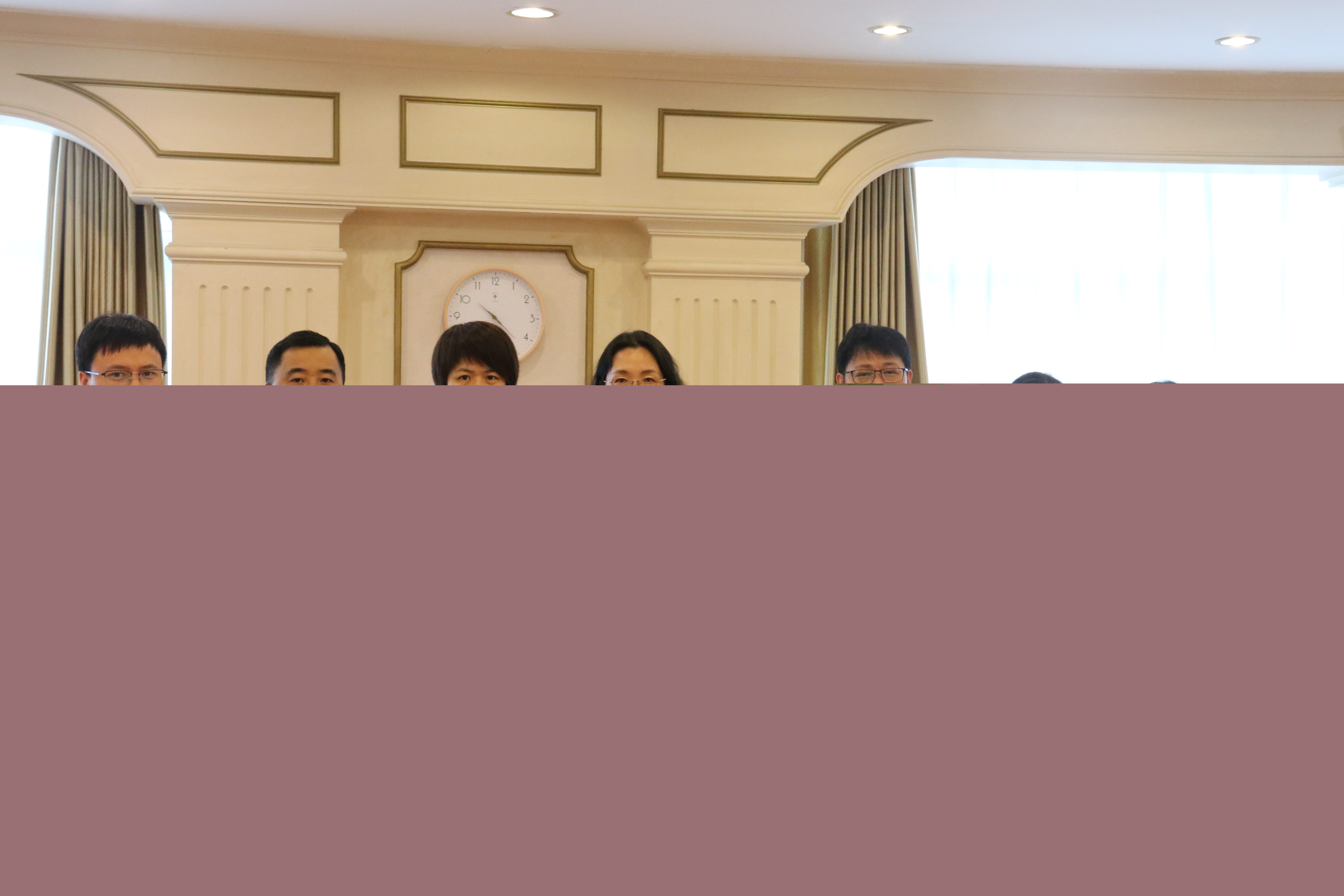上海市司法局一行來上海外國語大學調研交流