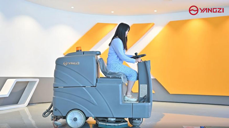 電池供電的洗地機(jī)的優(yōu)勢(shì)！